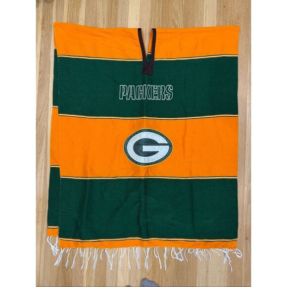 Green Bay Packers Poncho - Picture 1 of 3